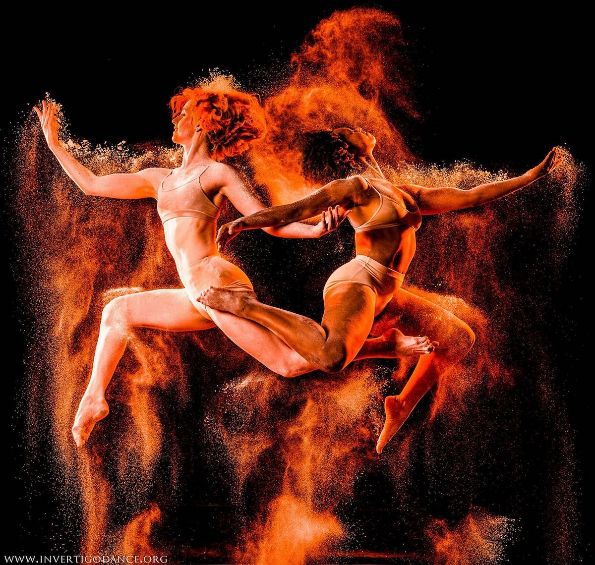 Invertigo Dance Theatre. Photo by George Simian Teaches.