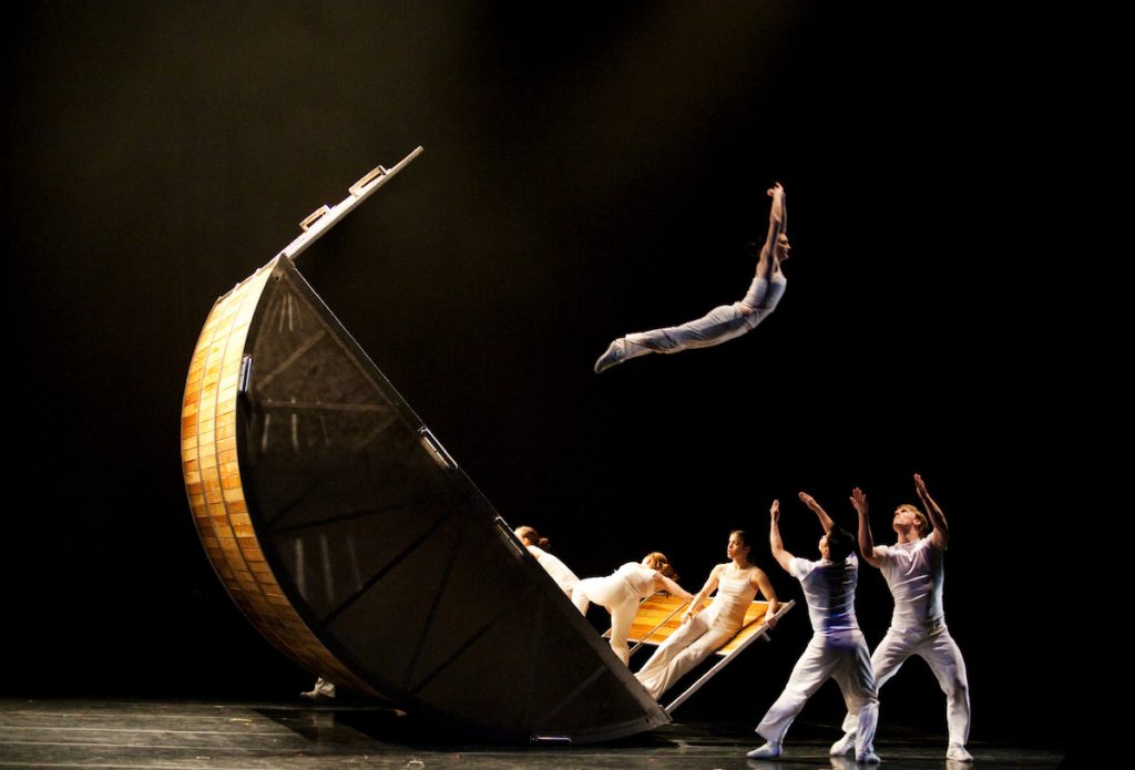 Diavolo Architecture in Motion. Photo by George Simian.