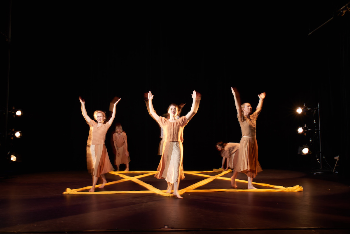 Louise Reichlin & Dancers. Photo courtesy of the artists.