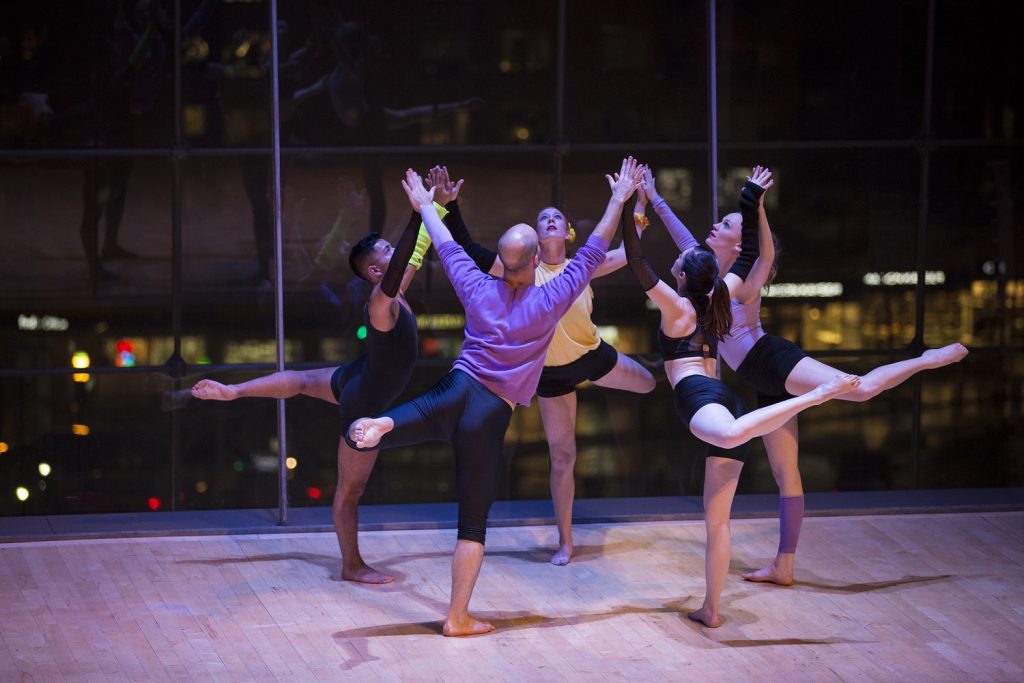 Los Angeles Choreographers & Dancers/Louise Reichlin & Dancers - "Invasion" - Photo by Yi Chun