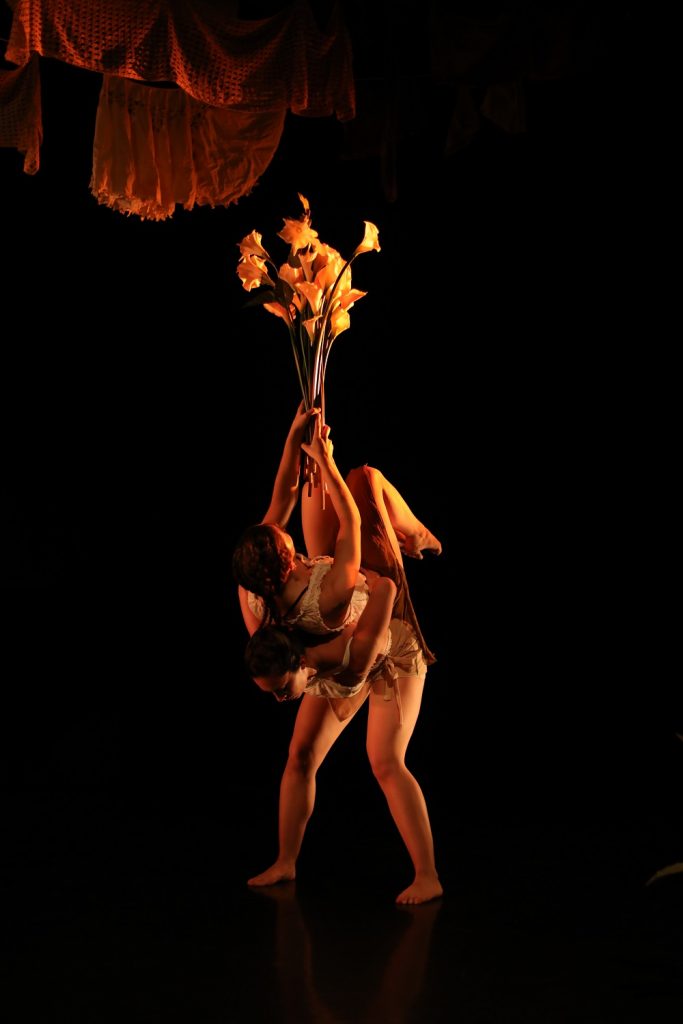 A. Ordaz Dance in "Agave Americana" - Photo by Rafael Hernandez.