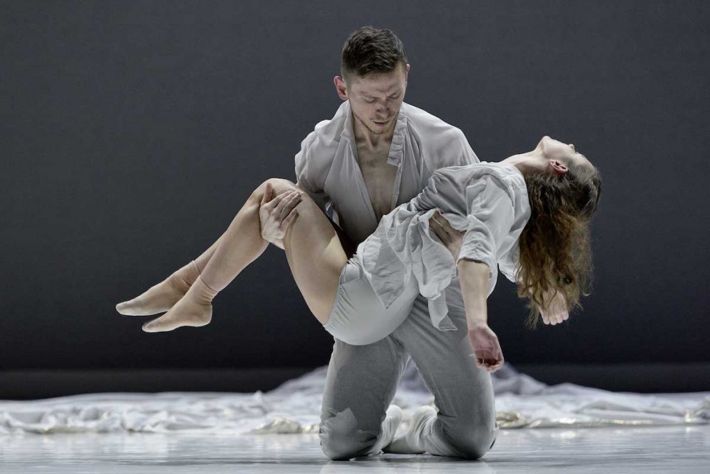 Brandon Alley & Emily Chessa in Ballet BC’s “Romeo & Juliet.” Photo by Michael Slobodian.