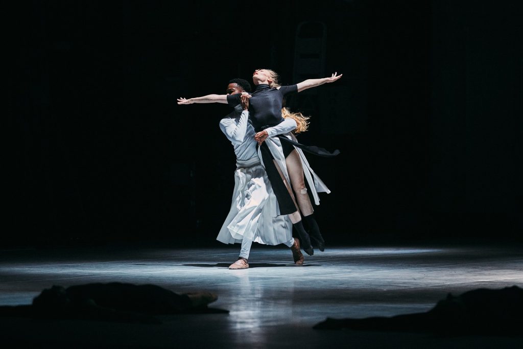 David Adrian Freeland, Jr. and Janie Taylor in "I fall, I flow, I melt" Choreography by Benjamin Millepied - Photo by Daniel Beres