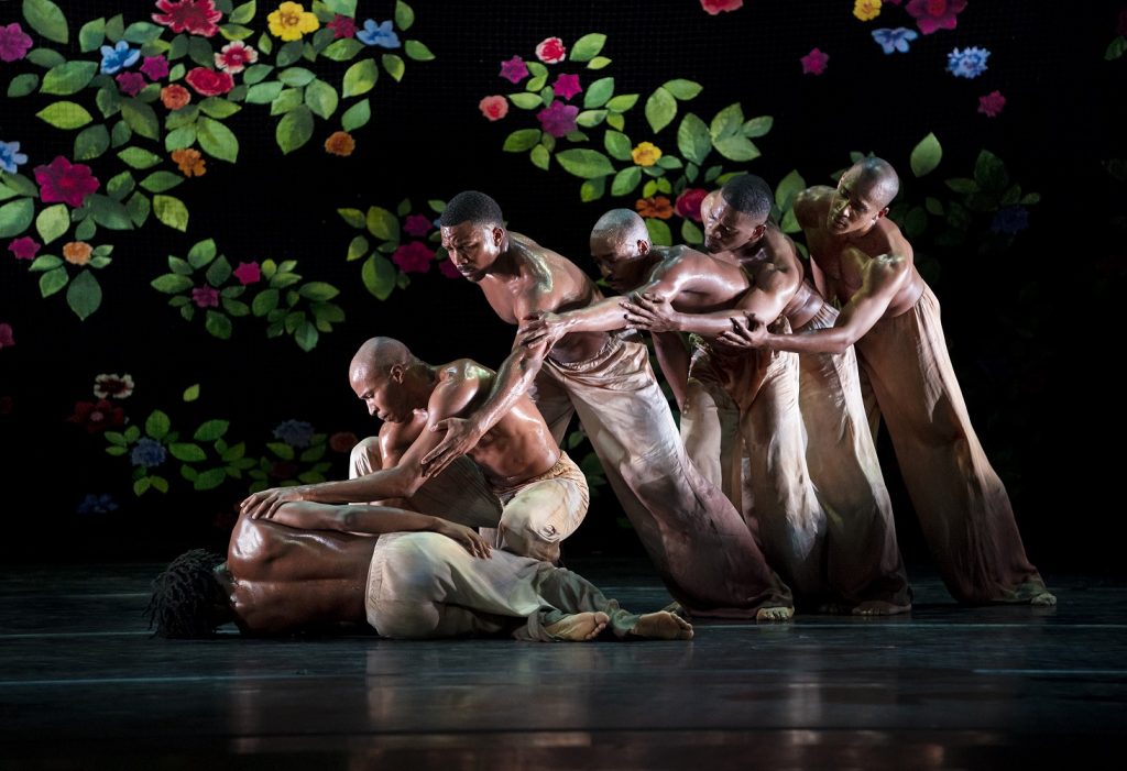 Alvin Ailey American Dance Theater in Jamar Roberts' "Ode" - Photo by Paul Kolnik