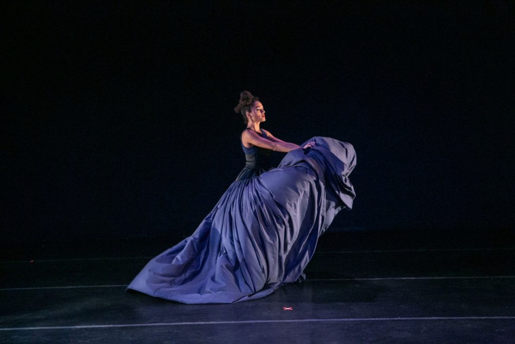 Donna Sternberg & Dancers’ “One.” Photo by Paul Antico.
