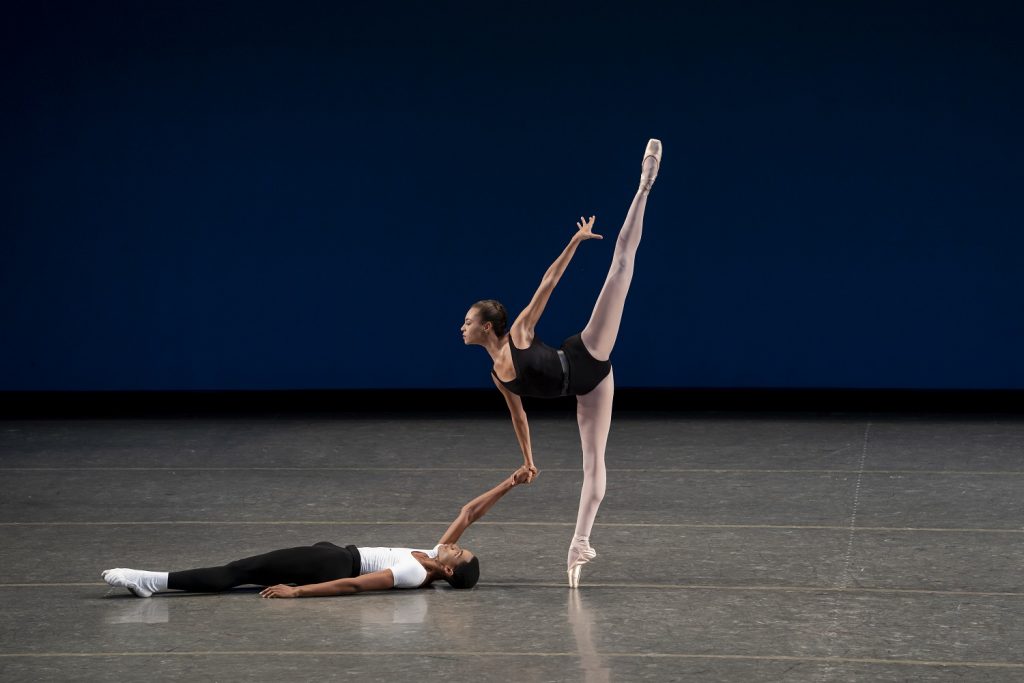 School of American Ballet - Agon (pas de deux) - Choreography George Balanchine ©The George Balanchine Trust - Photo by Paul Kolnik 