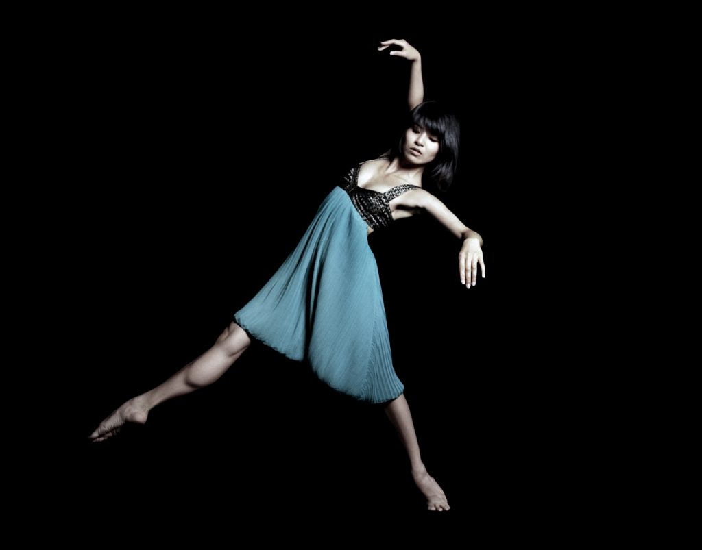 Thang Dao Dance Company - Photo courtesy of Michelle Tabnick PR
