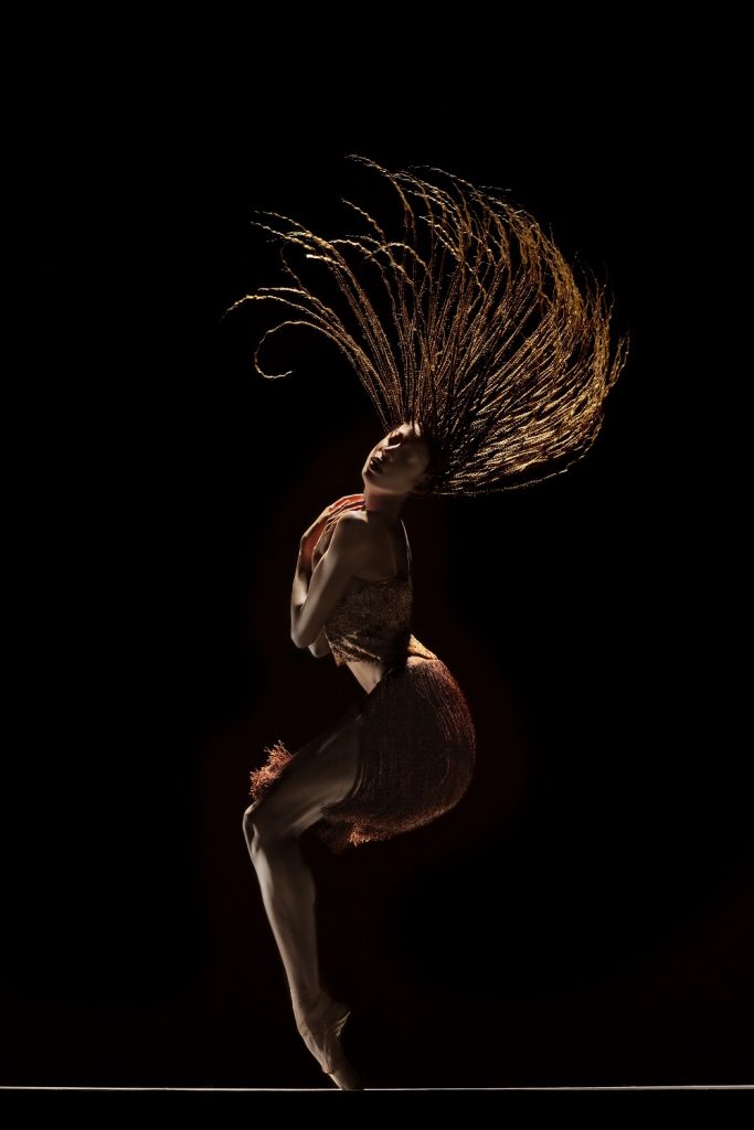 Alonzo King LINES Ballet - Dancer: Adji Cissoko - Photo © RJ-Muna