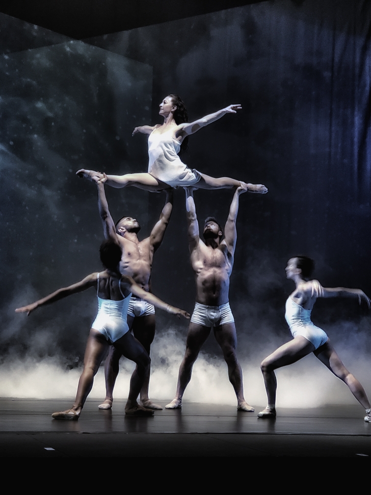 Luminario Ballet - Cast of L'Invalide choreography by Judith FLEX Helle - Photo by Ted Soqui