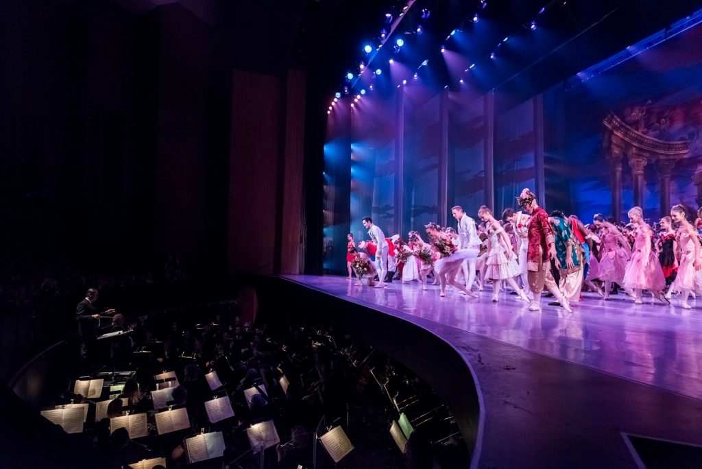 Long Beach Ballet "The Nutcracker" curtain call - Photo by Christopher Launi, courtesy of Long Beach Ballet