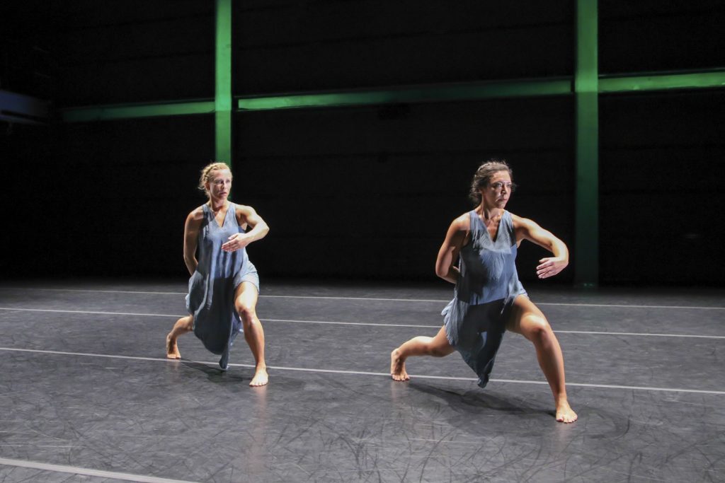 Summation Dance/NYC - (L-R) Taryn Vander Hoop and Sumi Clements in "At the Hour" at BAM 2015 - Photo by John Suhar
