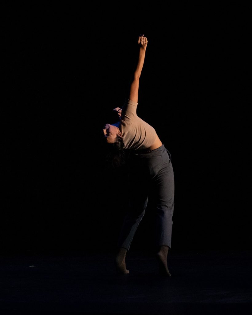 Summation Dance/LA - Annalise Gehling in "Are we there yet?" - Photo by John Suhar