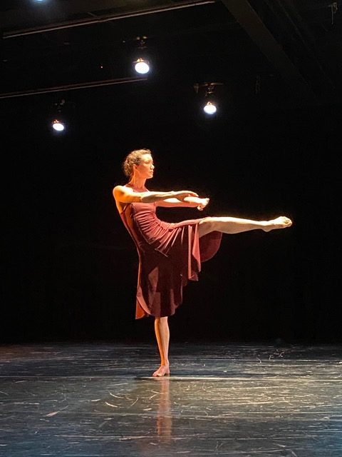 ROOTS AND BRANCHES - Nancy Evans Dance Theatre - Jenn Logan in Viola Farber's "Clearing" (1979) - Photo by AyameFoto