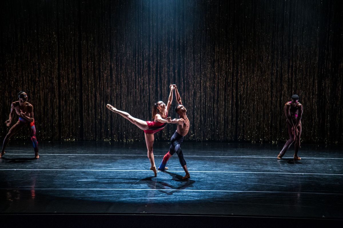 Complexions Contemporary Ballet. Photo by Hagos Rush