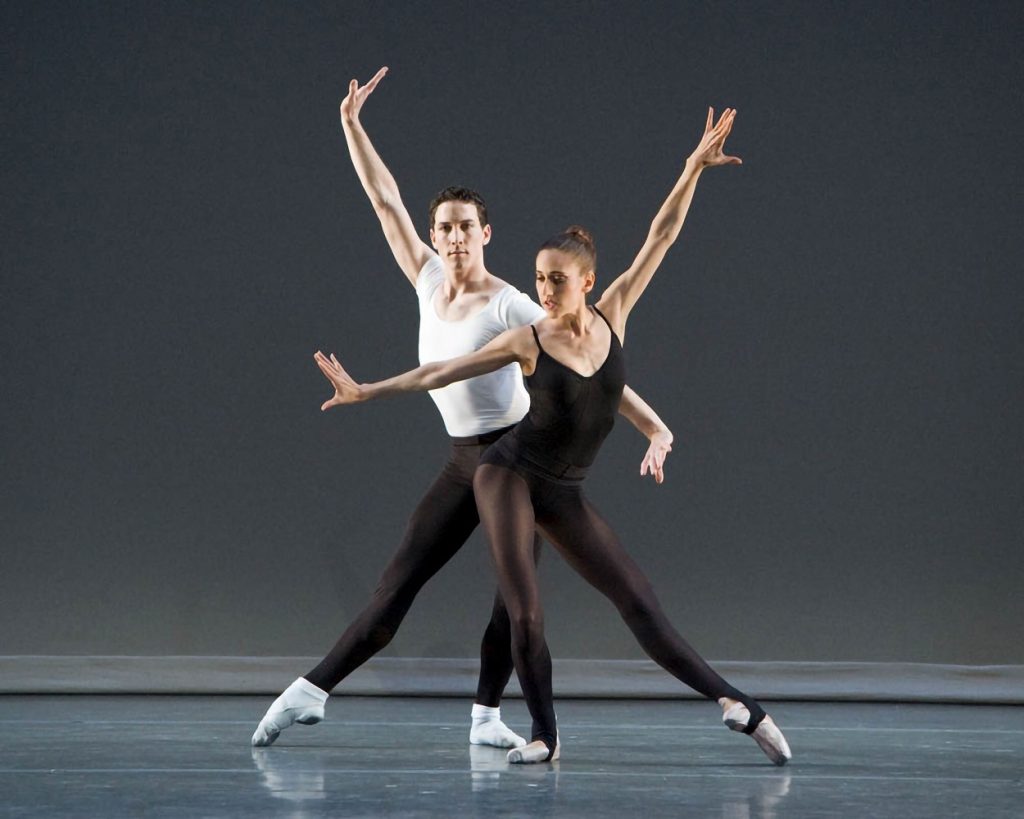 Los Angeles Ballet - Melissa Barak and Peter Snow in Balanchine's "Agon" - Photo by Reed Hutchinson