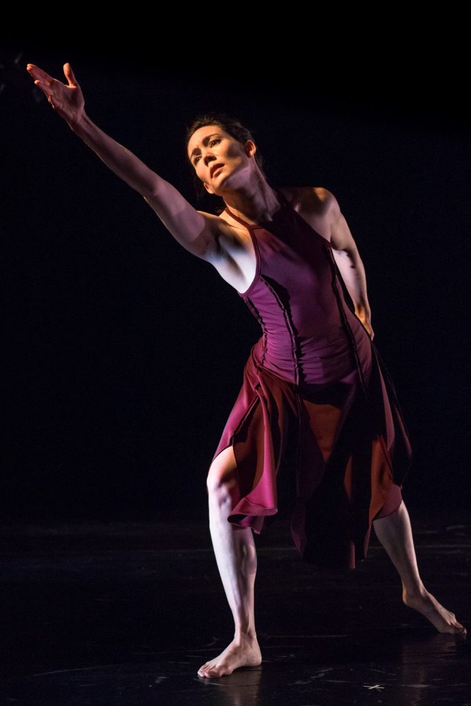 Nancy Evans Dance Theatre - Jen Logan in Viola Farber's "Clearing" (1979) - Photo ©Ayame Orlans