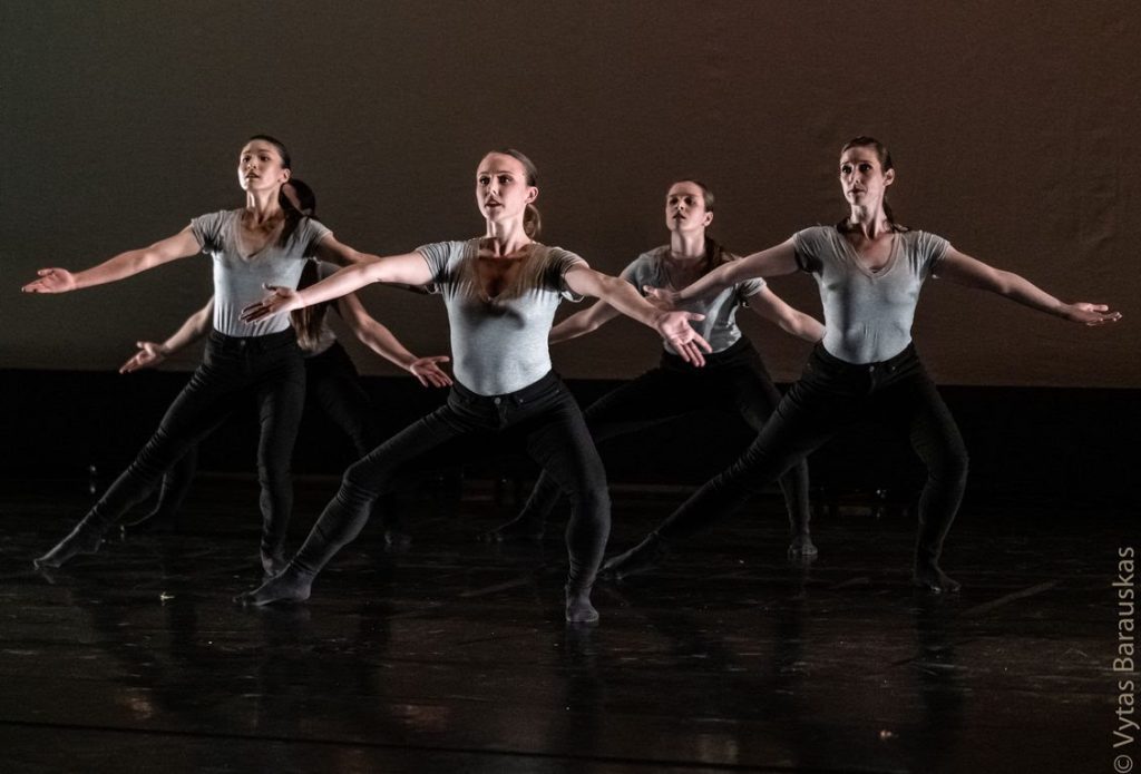 Emergent Dance Company - Photo Vytas Barauskas