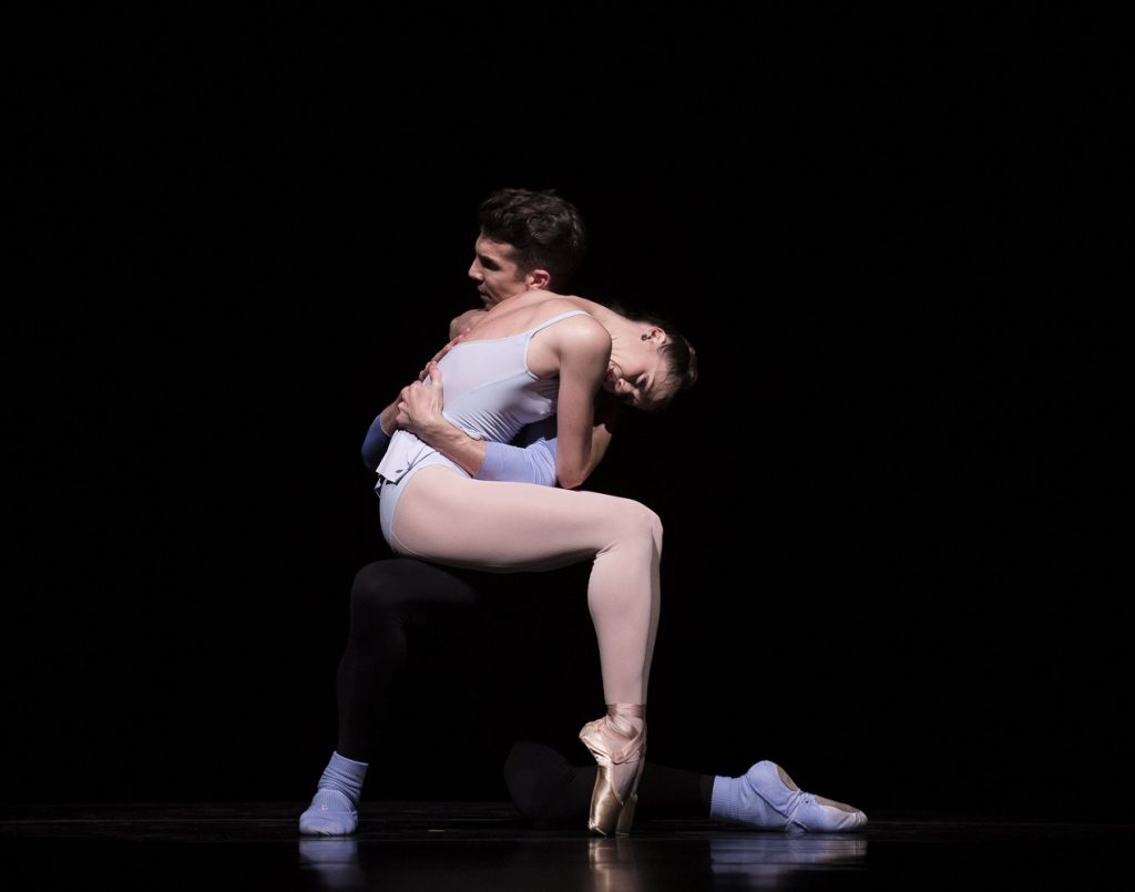 Pacific Northwest Ballet principal dancers Lesley Rausch and Lucien Postlewaite in "Duo Concertant", choreography by George Balanchine © The George Balanchine Trust - Photo © Angela Sterling.