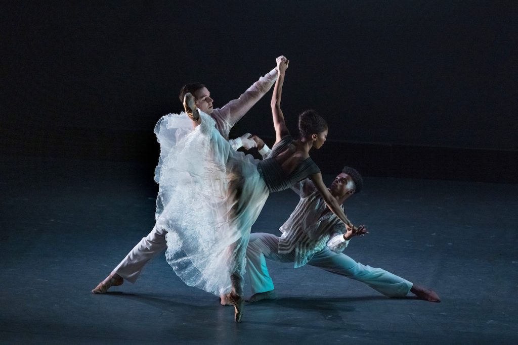 Los Angeles Ballet - "Ghosts" - Photo by Reed Hutchinson