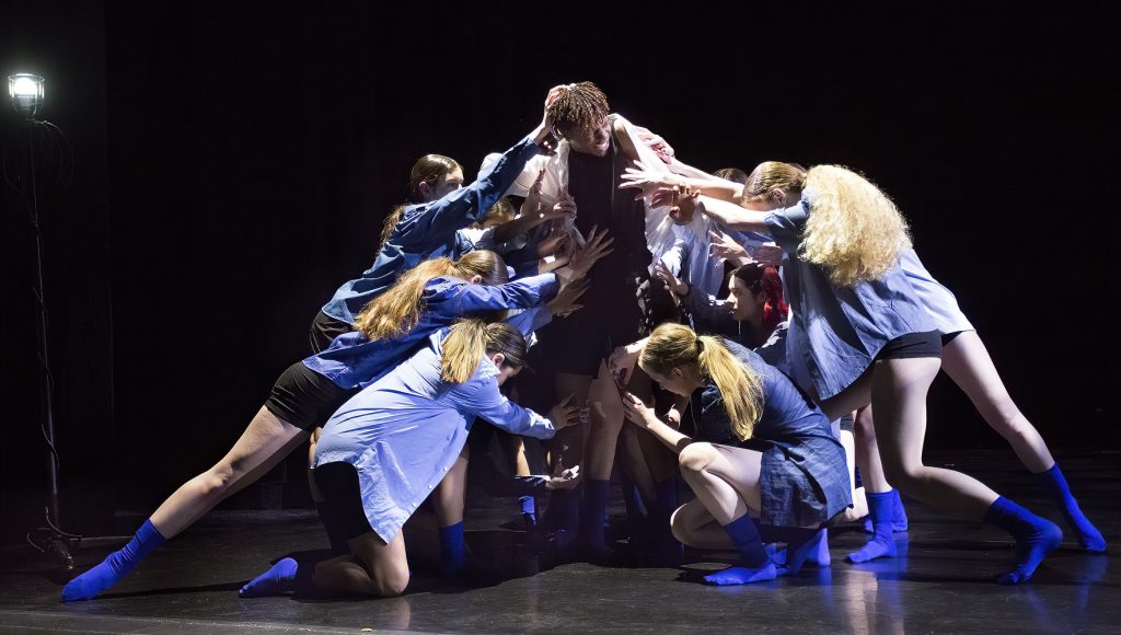2023 Huntington Beach Academy for the Performing Arts FUSION - Modern Ensemble in Ghost Light, choreography by Jana Taylor - Photo by Jim McCormack