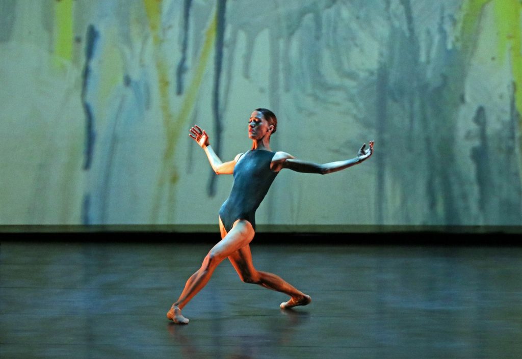 Raiford Rogers Modern Ballet - Tetyana Martyanova in Etudes by Raiford Rogers - Photo by Anne Trelease